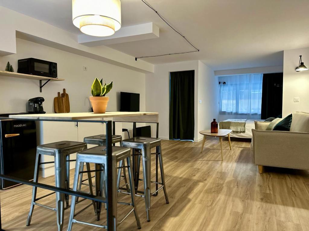 Apartamentos En Urzaiz, Виго Екстериор снимка